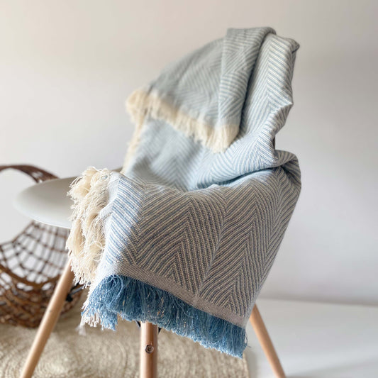 Multipurpose bedspread for sofa or bed with fringes. Beige and Ecru color.