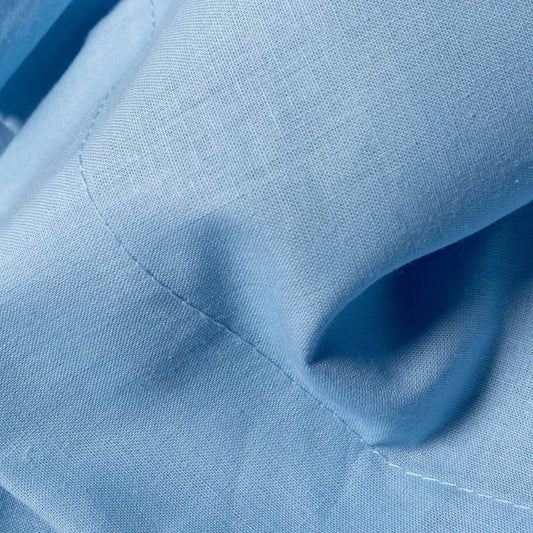 100% cotton adjustable bottom. White color.