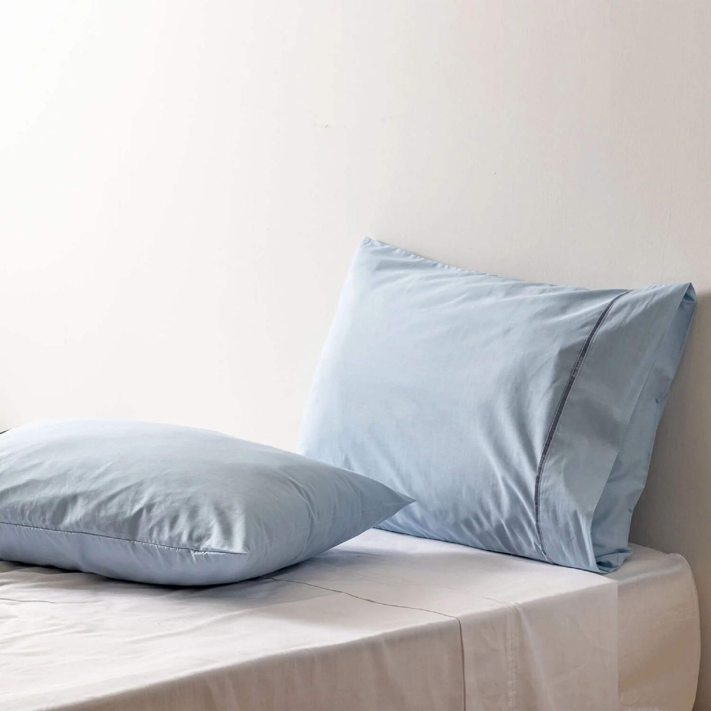 Duvet cover 100% cotton percale, 180 threads. Light blue.