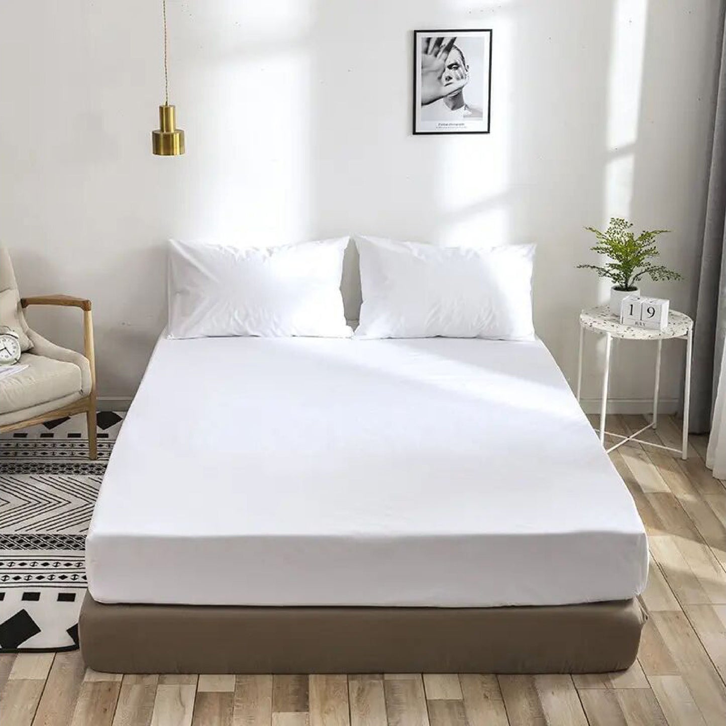 300 thread count percale fitted sheet. White color. High quality, soft and durable.